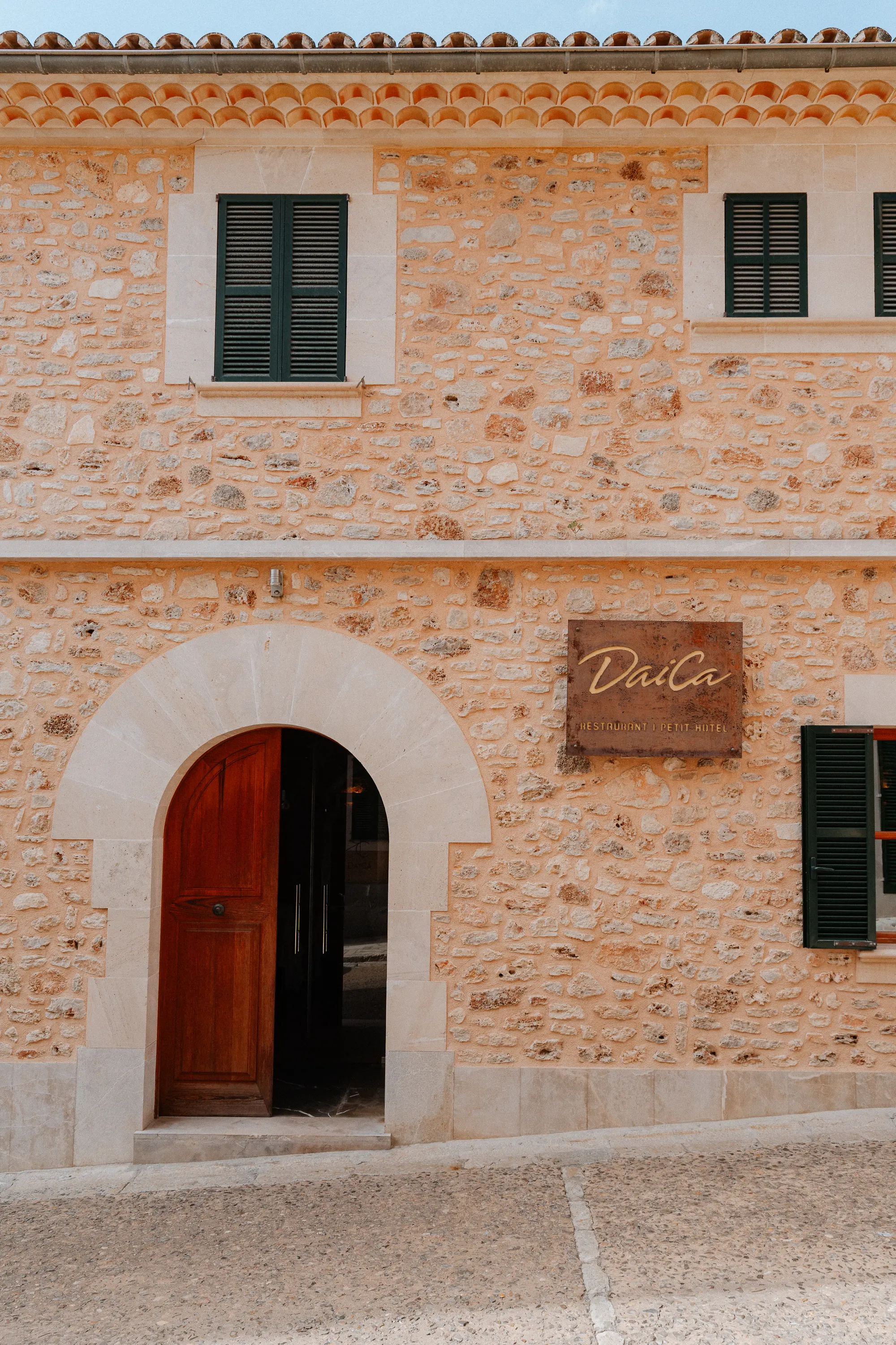 ainacollstudio_daica_restaurant_mallorca travel to zero mallorca lifestyle copywriting redacción artículo comunicación aina coll studio